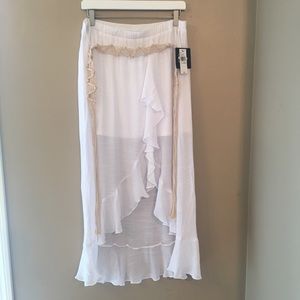 By & By white gauze maxi skirt w/ belt XL